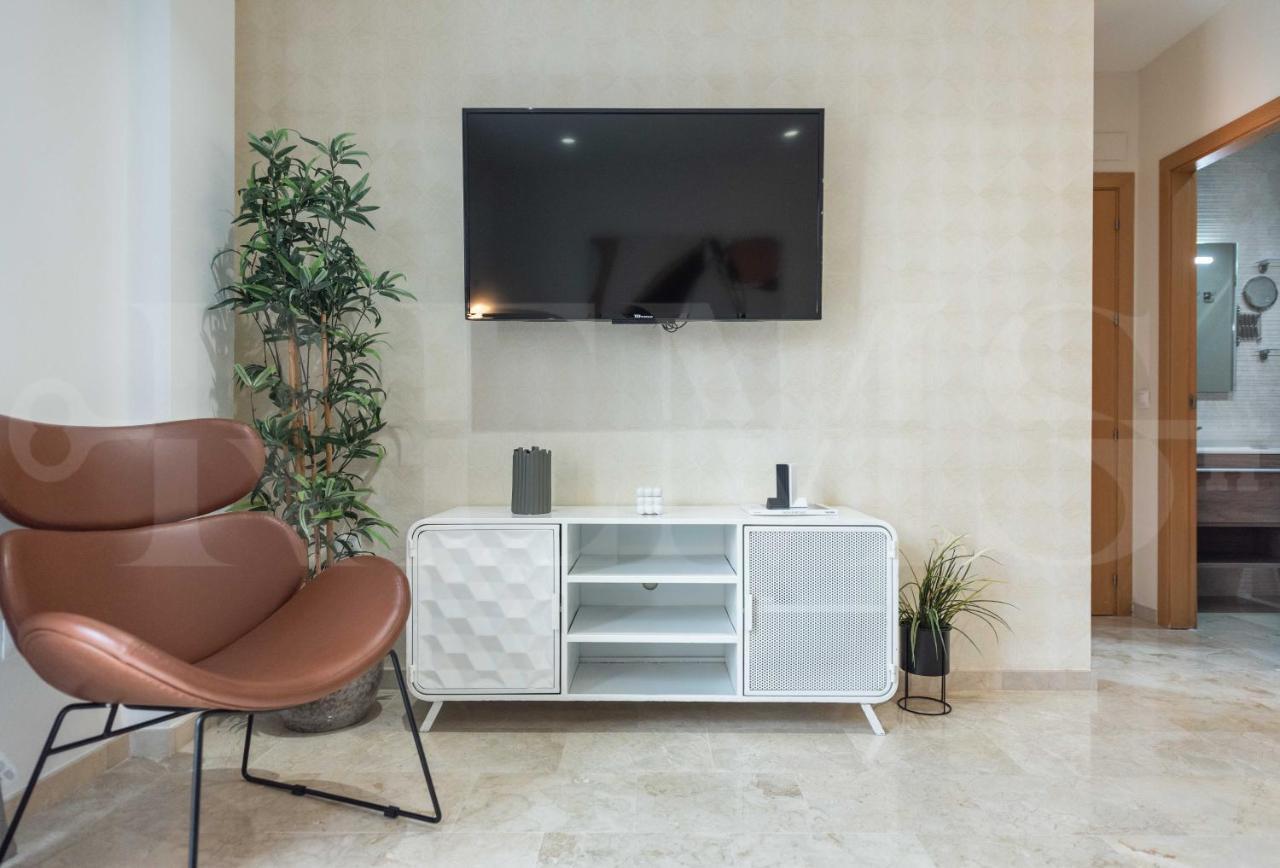 Lovely Duplex With Private Parking Near City Center By Rems Màlaga Exteriér fotografie