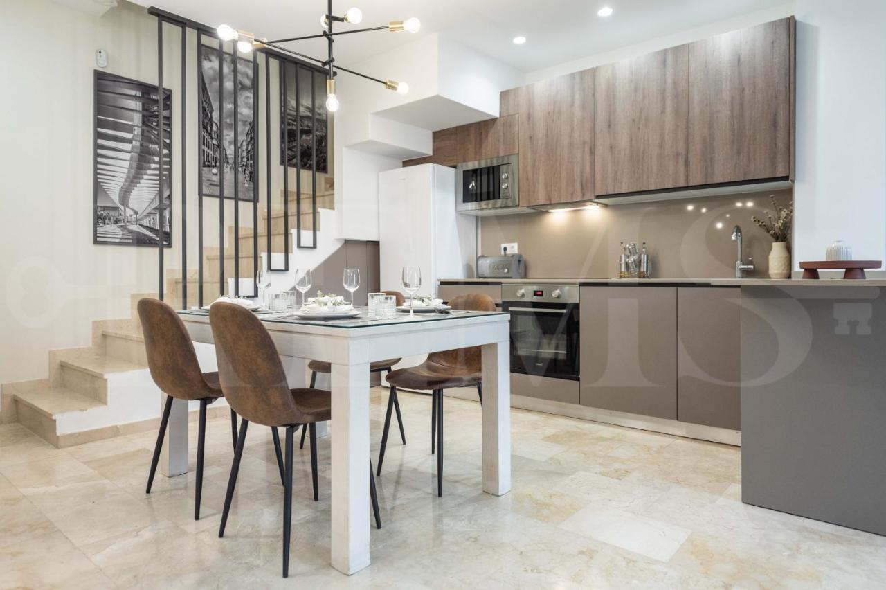 Lovely Duplex With Private Parking Near City Center By Rems Màlaga Exteriér fotografie