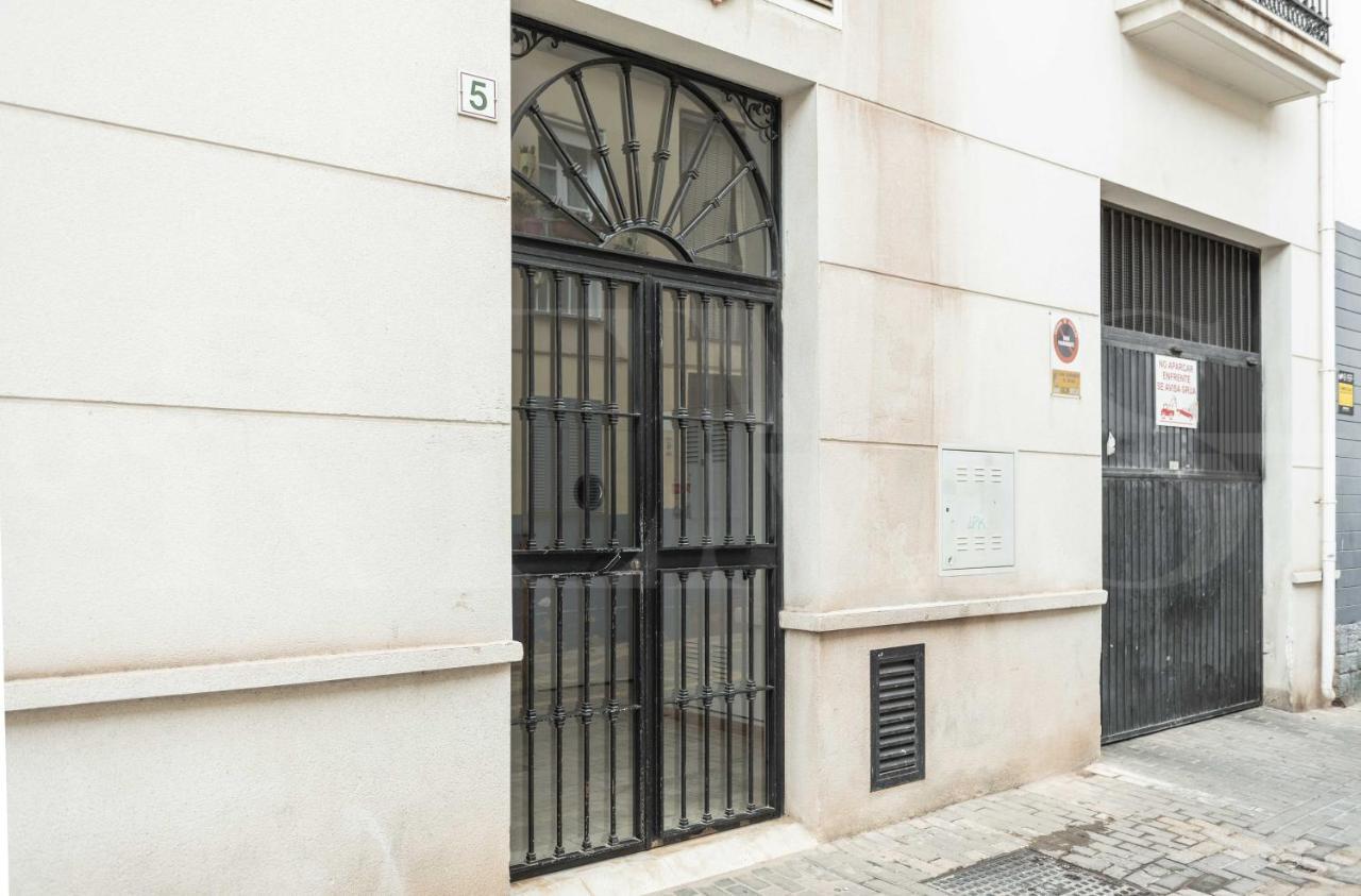 Lovely Duplex With Private Parking Near City Center By Rems Màlaga Exteriér fotografie
