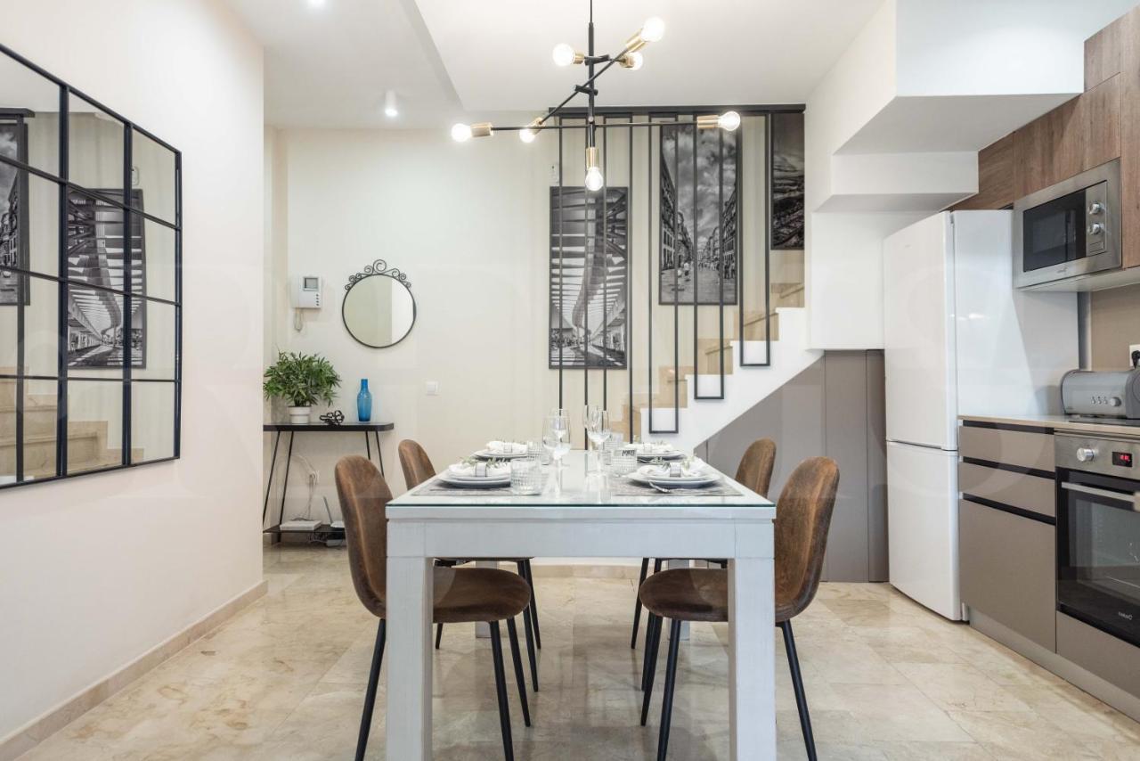 Lovely Duplex With Private Parking Near City Center By Rems Màlaga Exteriér fotografie